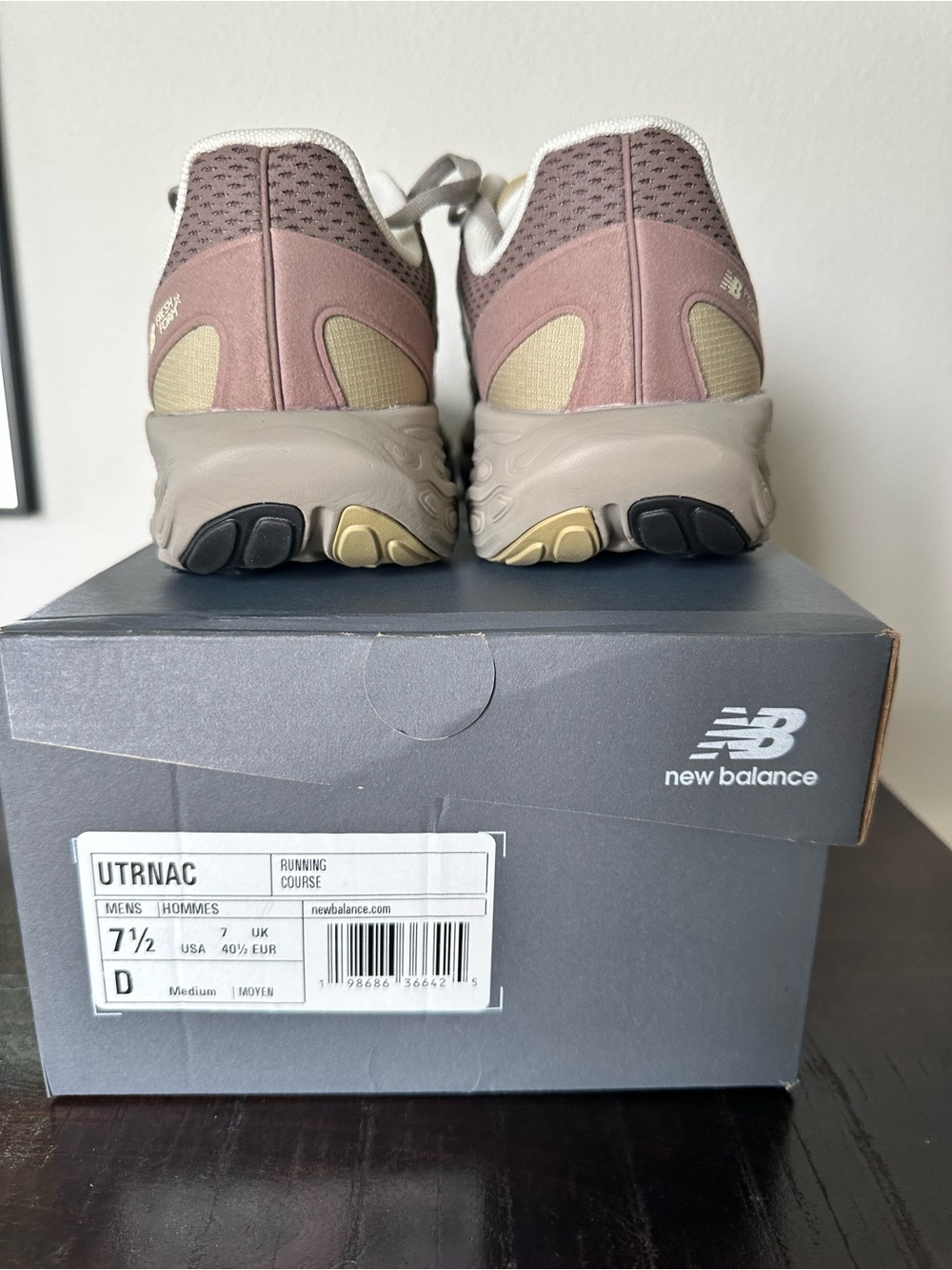 New Balance Unisex Fresh Foam X Running UTRNAC Beige Neutral Women’s size 9 - Picture 3 of 6